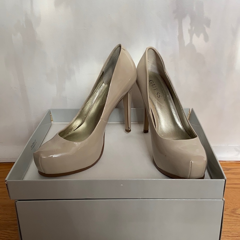 Guess Nude Patent Heel